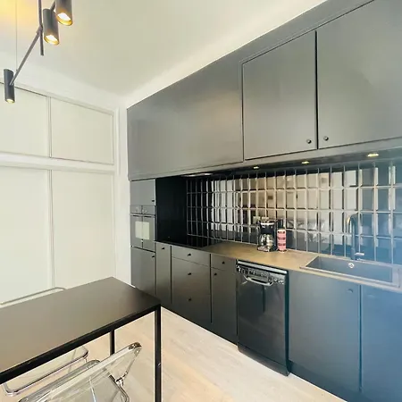T3 - 1er Etage Apartman